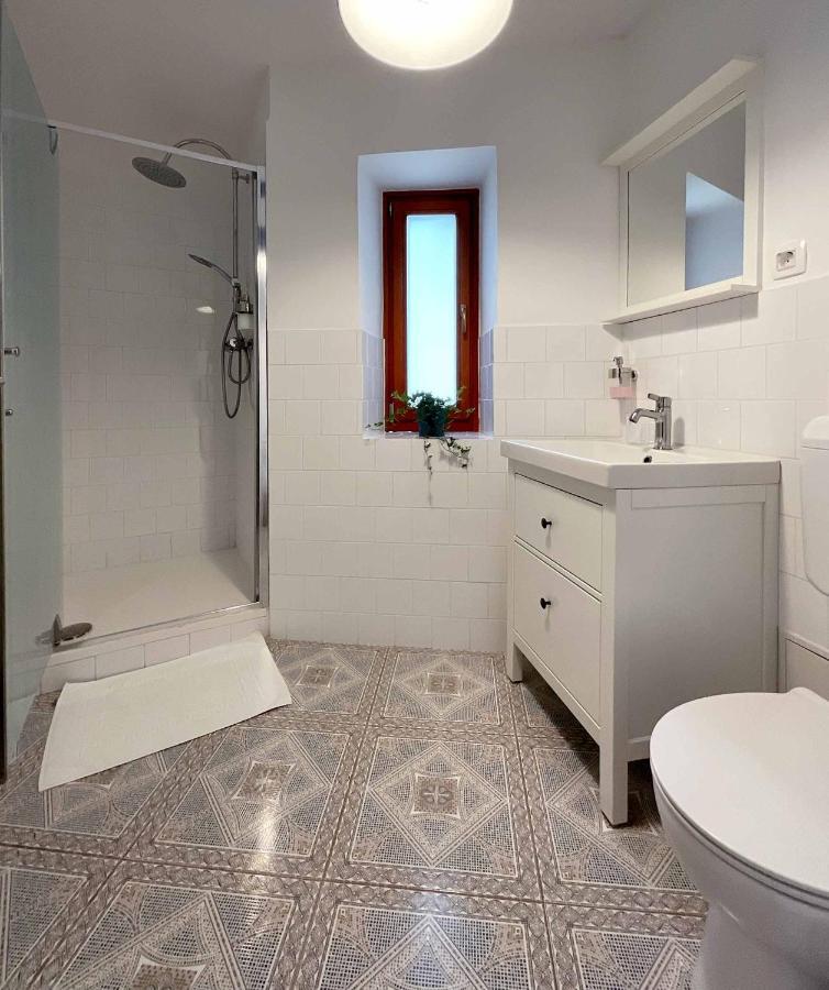 Kanal Soca Guesthouse מראה חיצוני תמונה