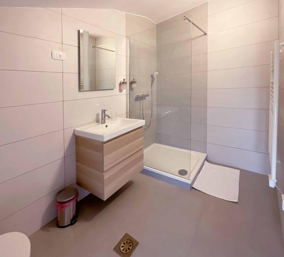Kanal Soca Guesthouse מראה חיצוני תמונה