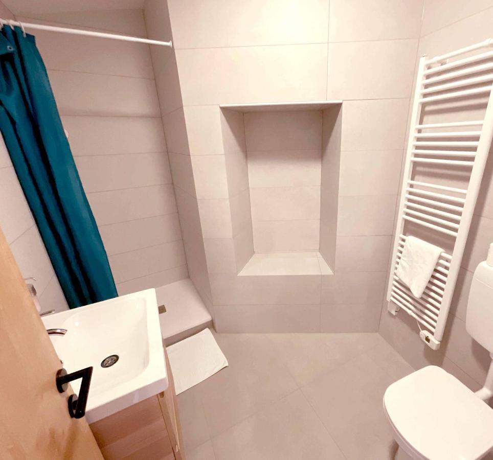 Kanal Soca Guesthouse מראה חיצוני תמונה